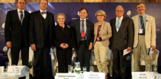 THE BIG BANG. 25 YEARS SINCE ANNUS MIRABILIS