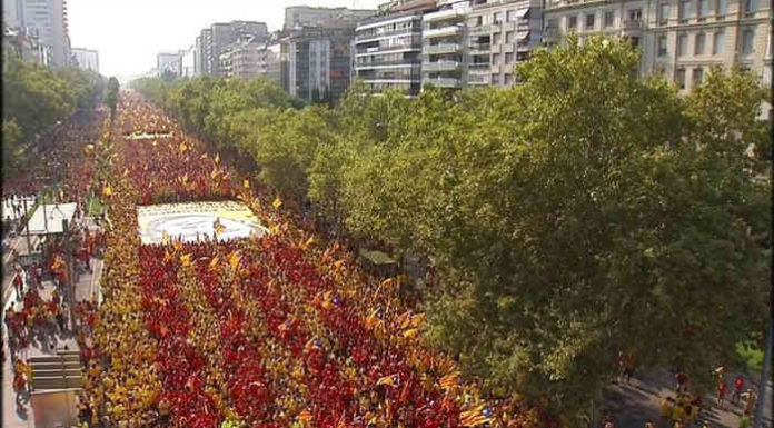 OBROVSKÝ PROTEST V ULICIACH BARCELONY